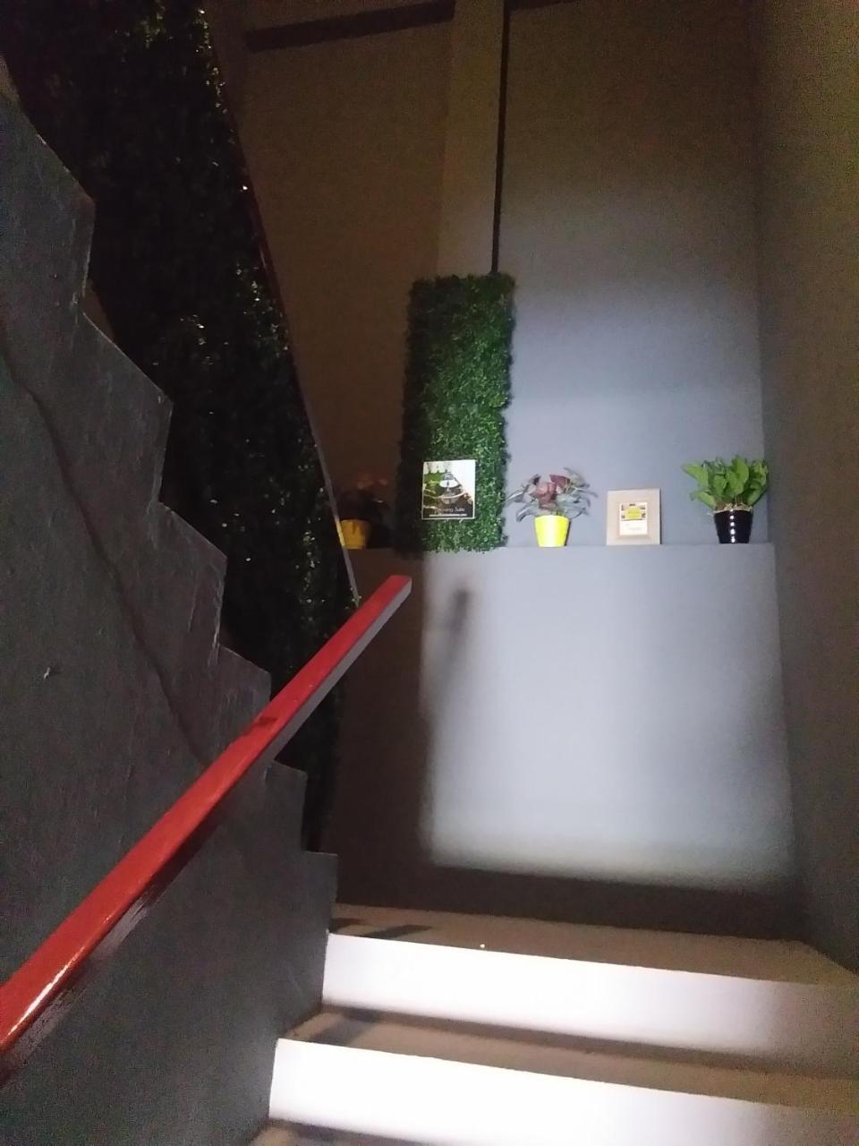 Co.Living Hostel Bandar Seri Begawan Exteriör bild